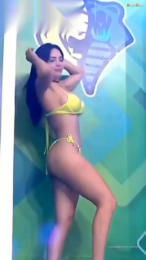 Rosangela Espinoza in Esto Es Guerra, photo 24