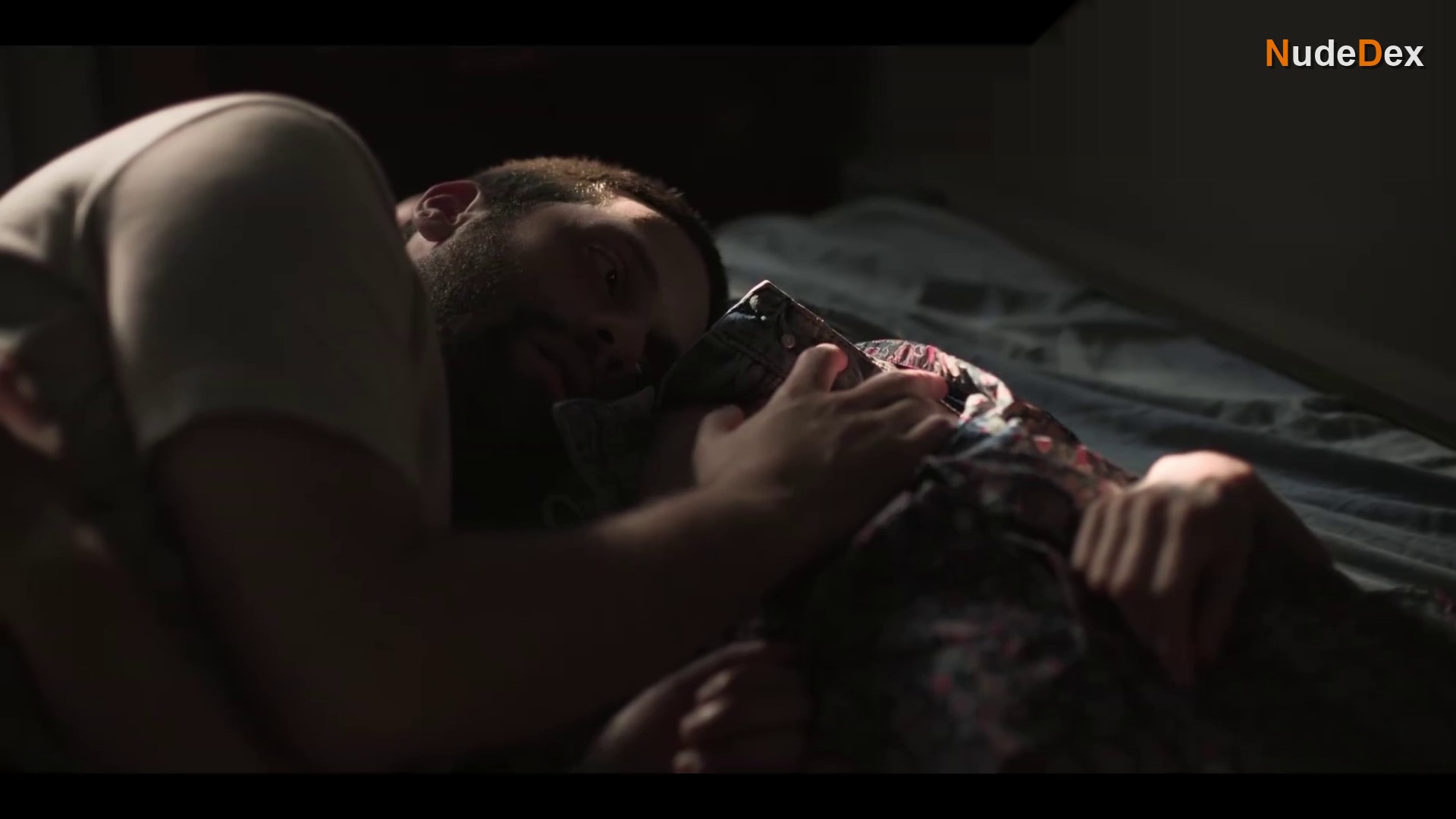 Rose-marie Perreault in Nesting, photo 8