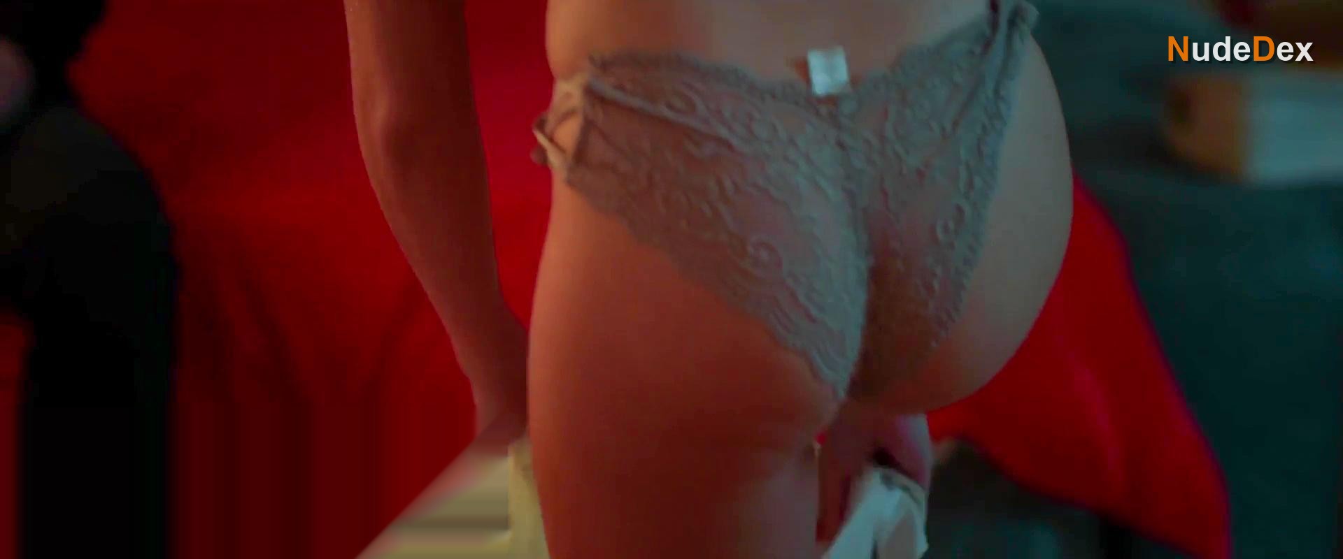 Rose Van Ginkel in Stalkers, photo 1