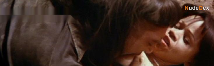 Rosie Perez in Dance With The Devil, photo 6