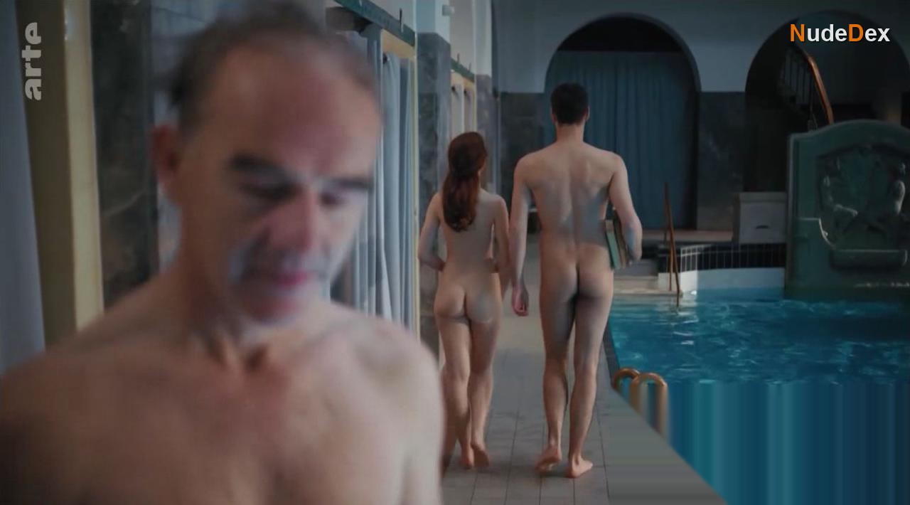 Roxane Durane in Clash Of Futures, photo 3