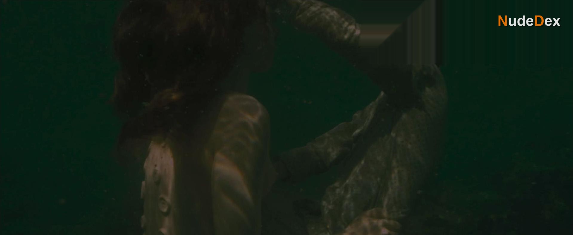Roxane Durane in Evolution, photo 2