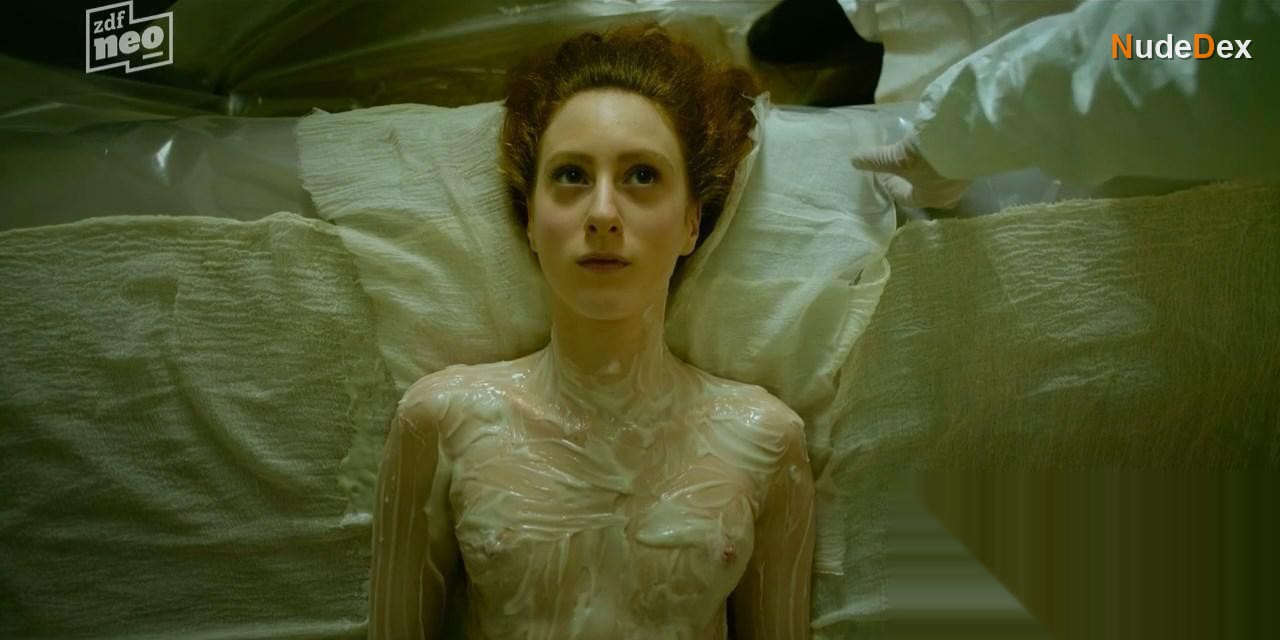 Roxane Durane in Parfum, photo 1