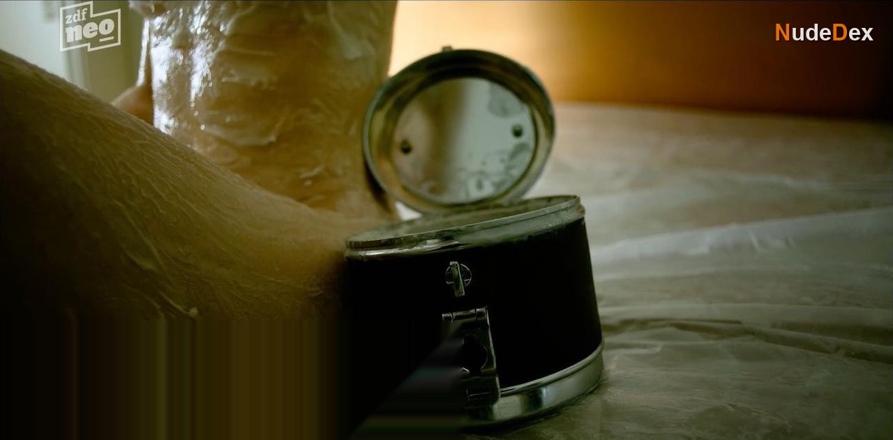Roxane Durane in Parfum, photo 12