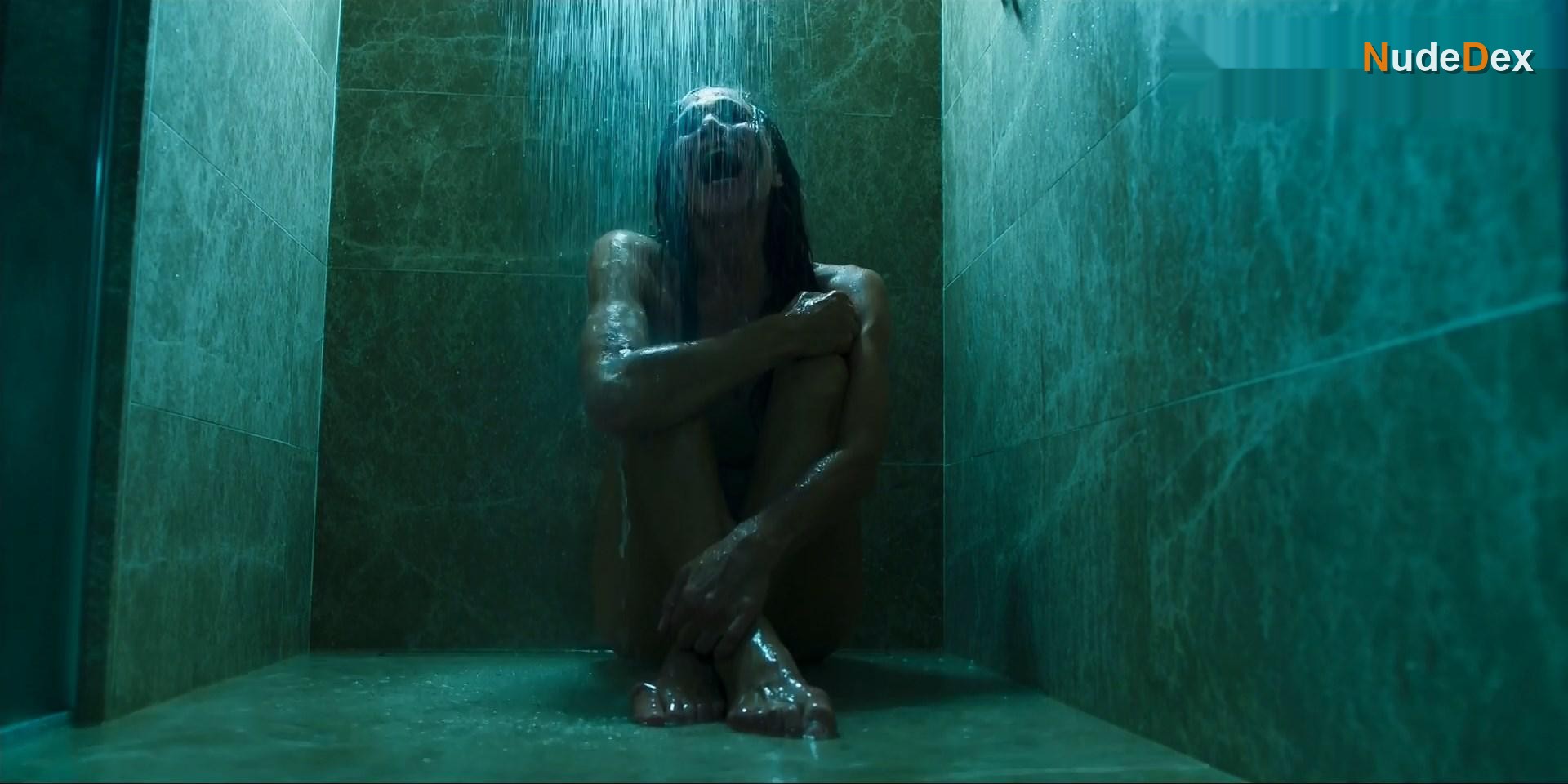 Roxane Durane in Riviera, photo 18