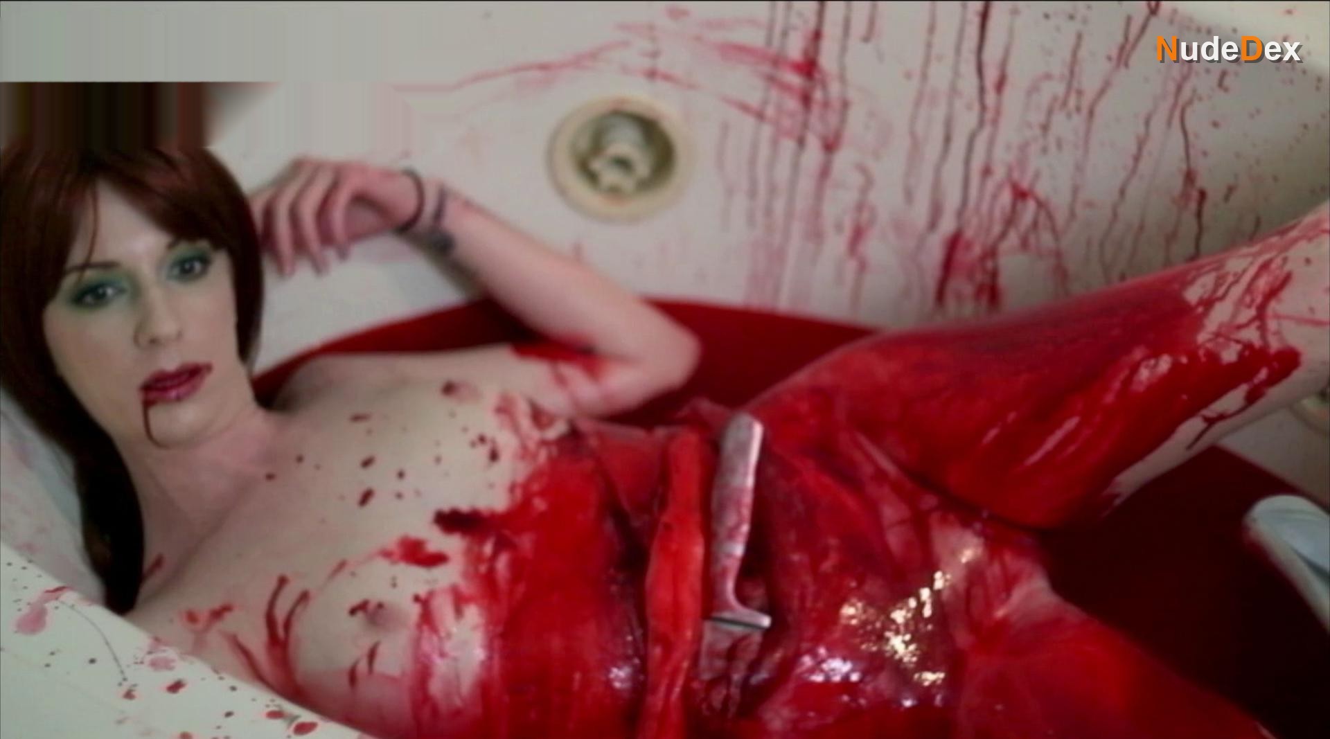 Roxy Vandiver in Die Die Delta Pi, photo 4