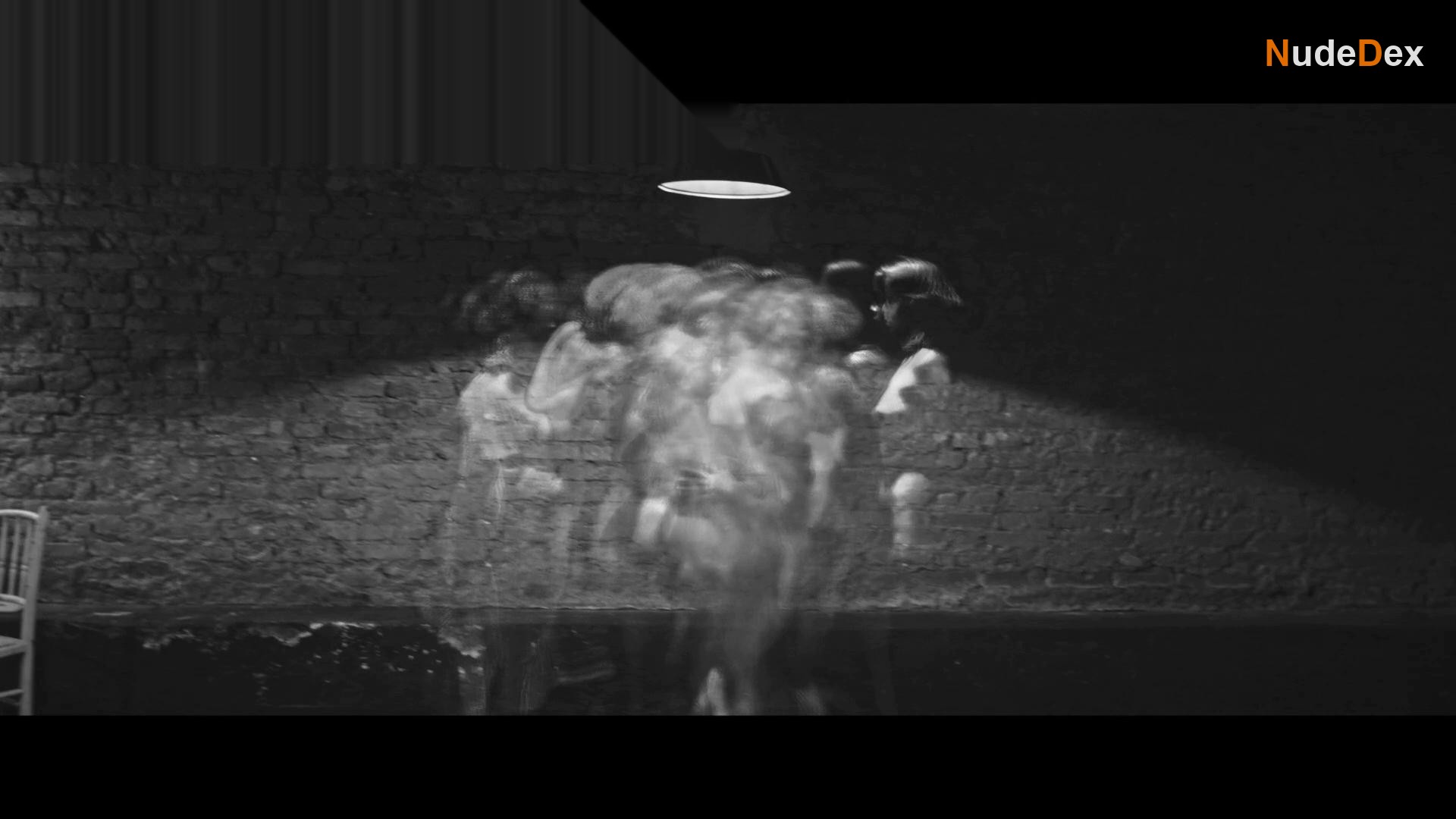 Rubia Bernasci in From Time To Time I Burn, photo 1