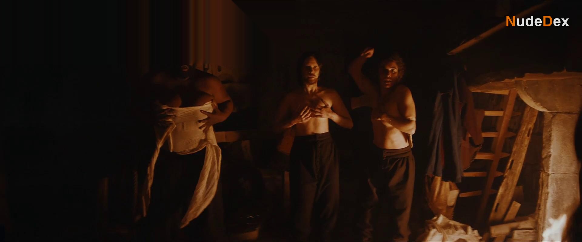 Sabrina Ouazani in All For One, photo 6