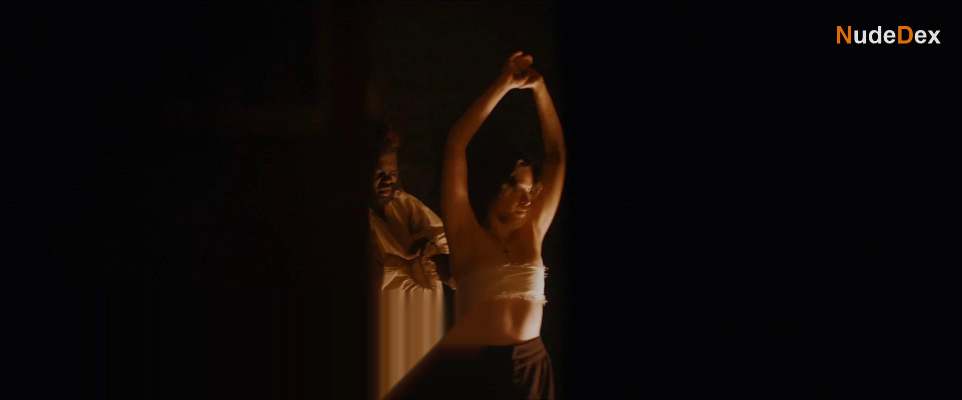 Sabrina Ouazani in All For One, photo 9