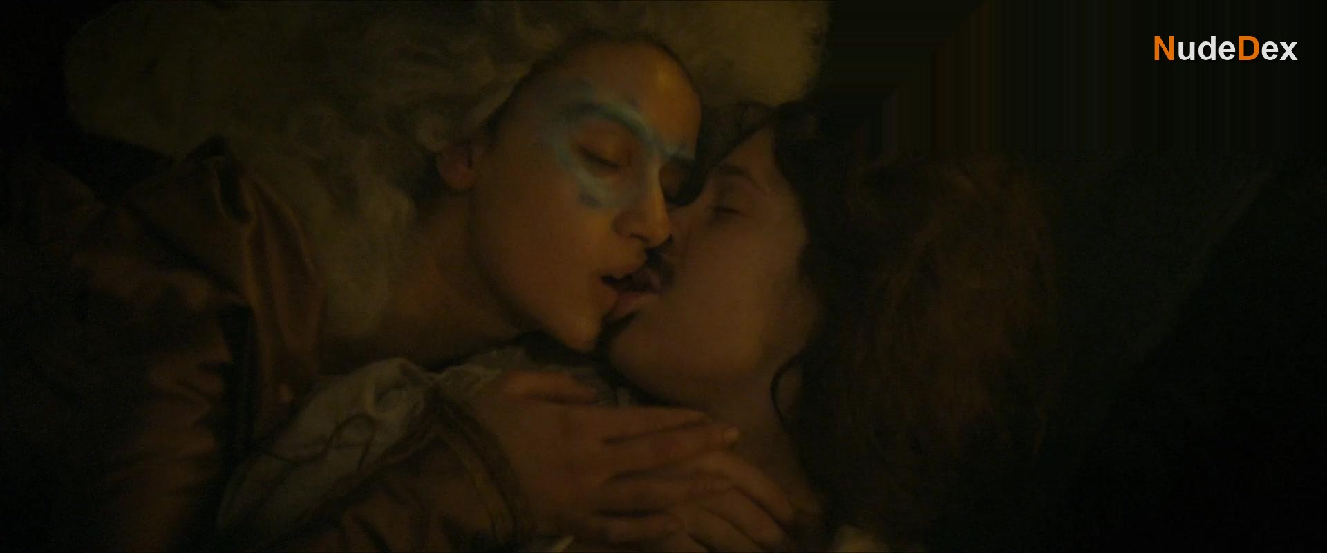 Sabrina Ouazani in All For One, photo 17