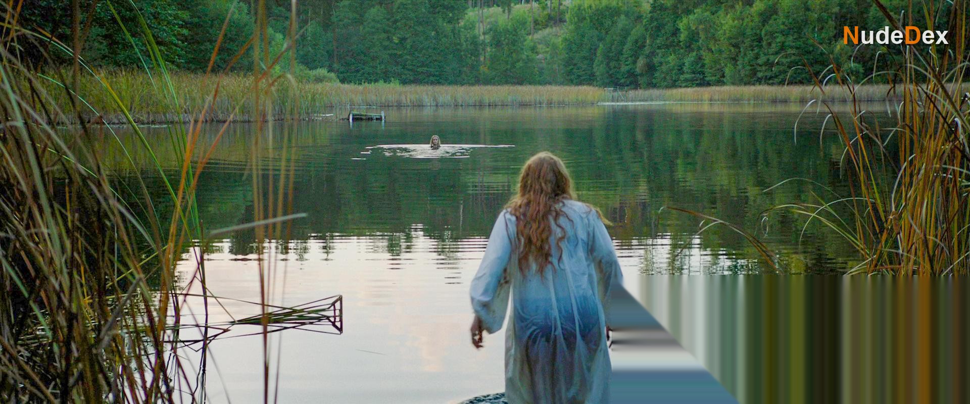 Sadie Sink in A Sacrifice, photo 4