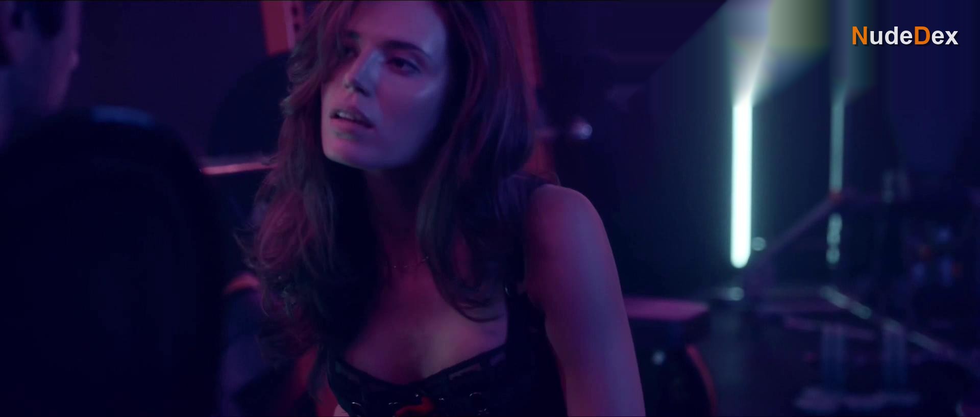 Samantha Allsop in Beauty From Pain, photo 11