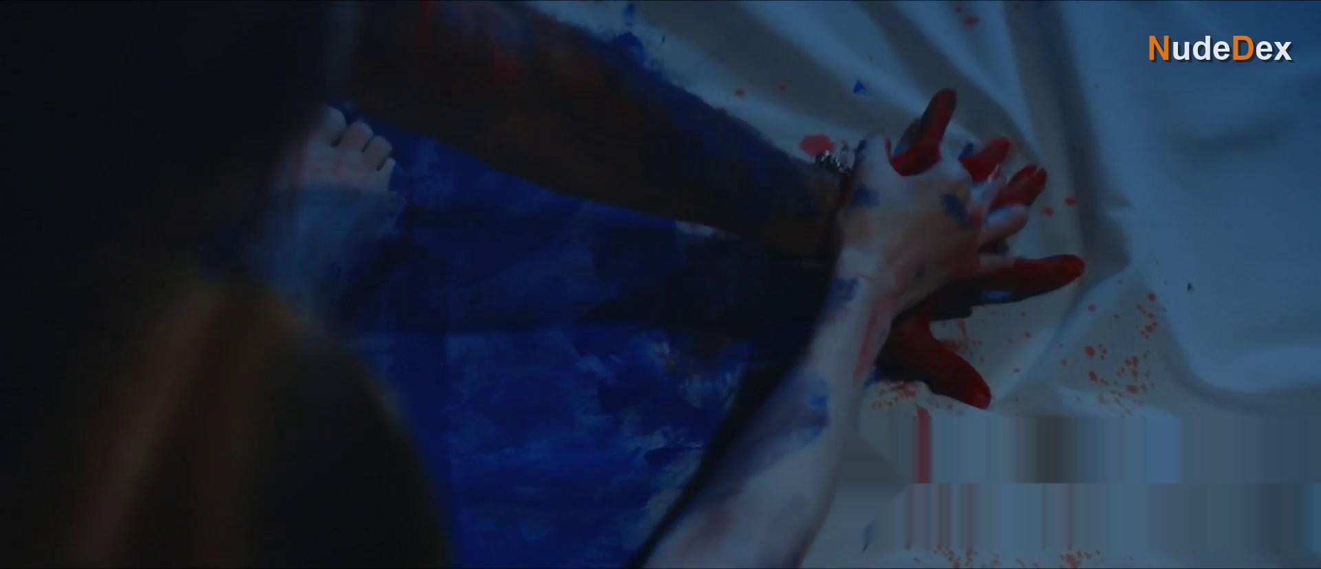Samantha Heck Muller in Vermelho Monet, photo 47