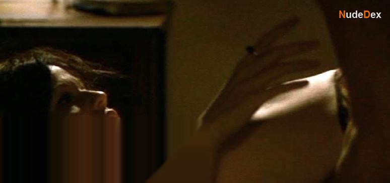 Samantha Mathis in Attraction, photo 6