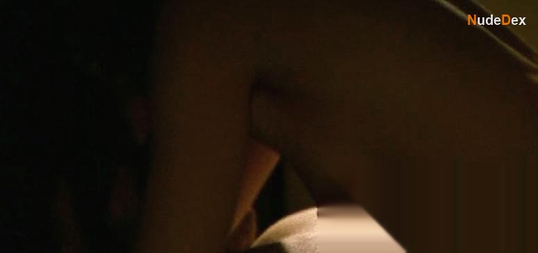Samantha Mathis in Attraction, photo 7