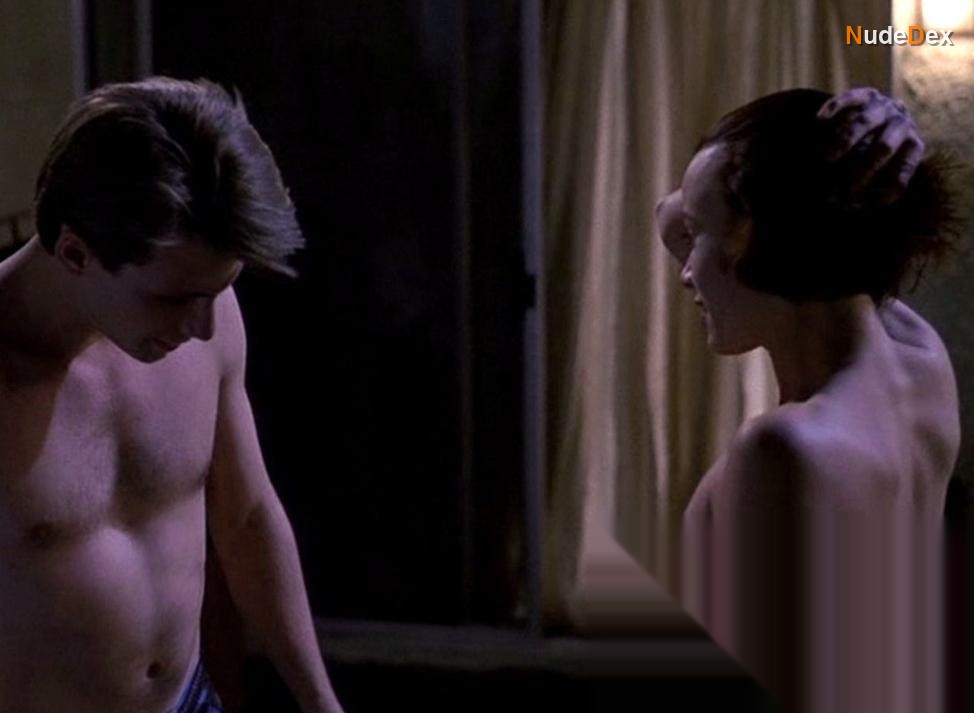 Samantha Mathis in Pump Up The Volume, photo 2