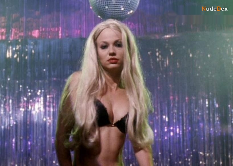 Samantha Mathis in Sweet Jane, photo 1