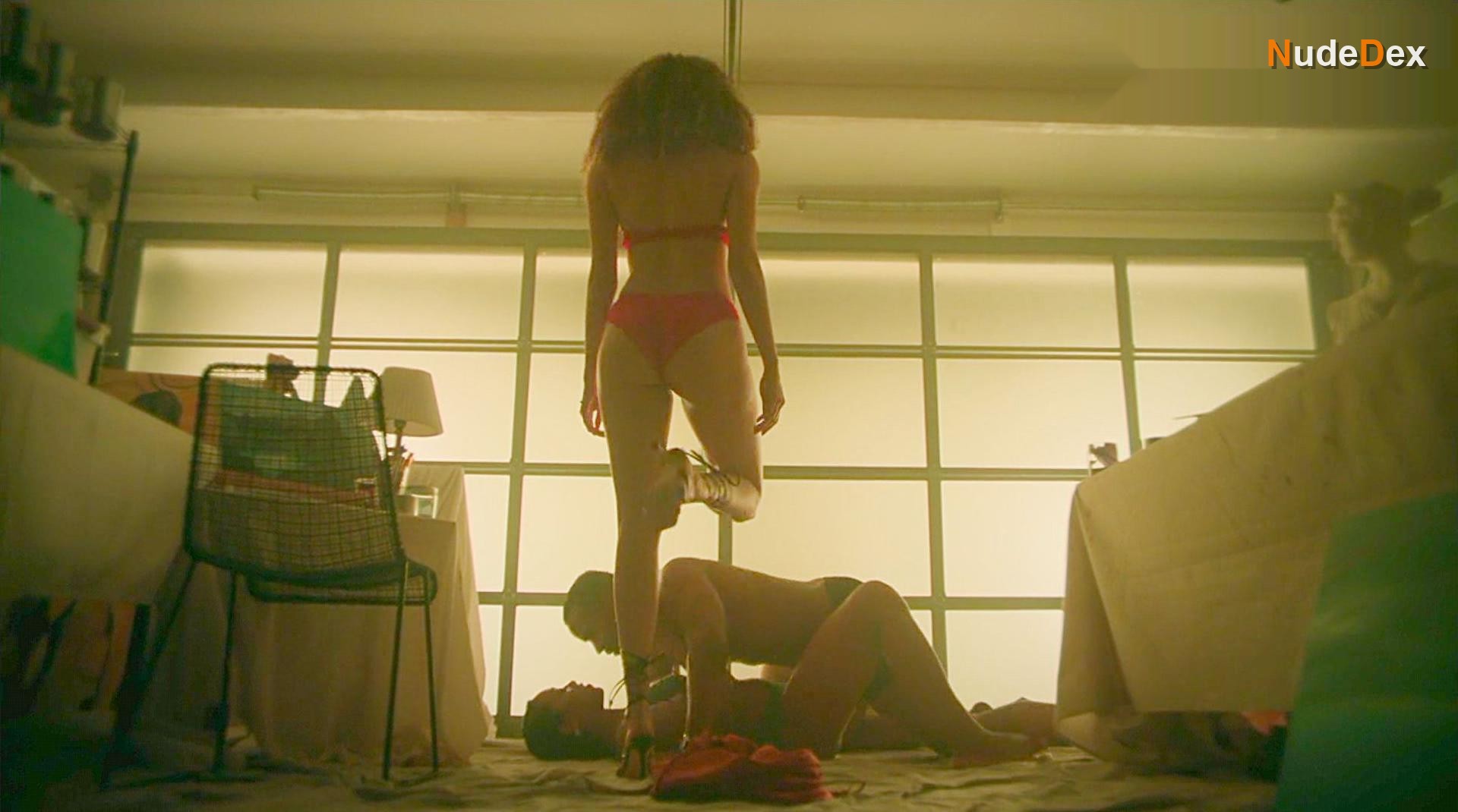 Samantha Neyland Trumbo in Tempted, photo 1