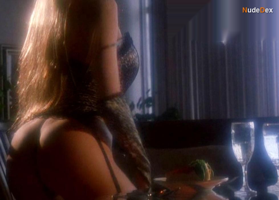 Samantha Phillips in The Dallas Connection, photo 11