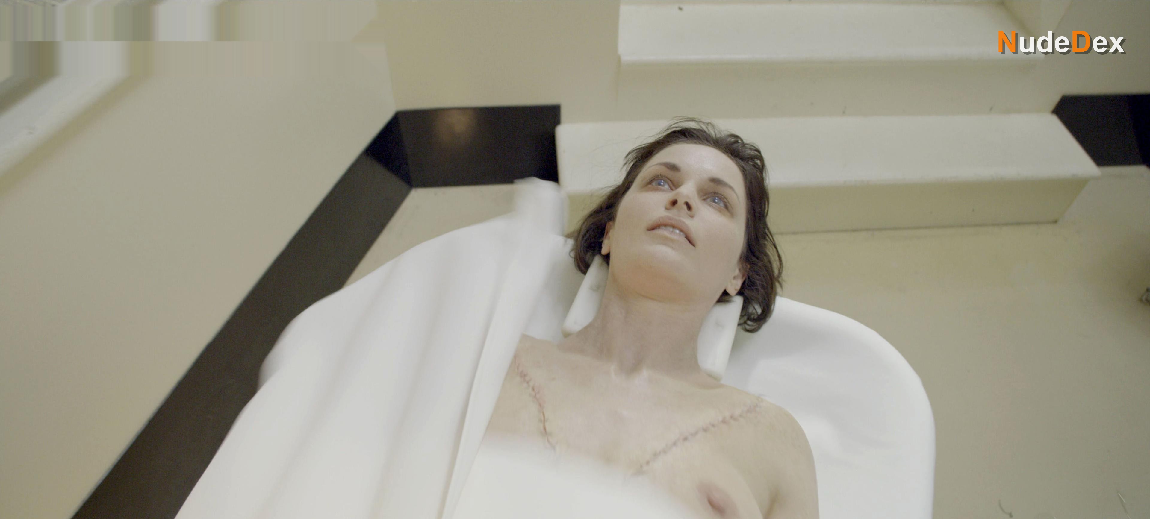 Samantha Sergeant in Ratched, photo 12