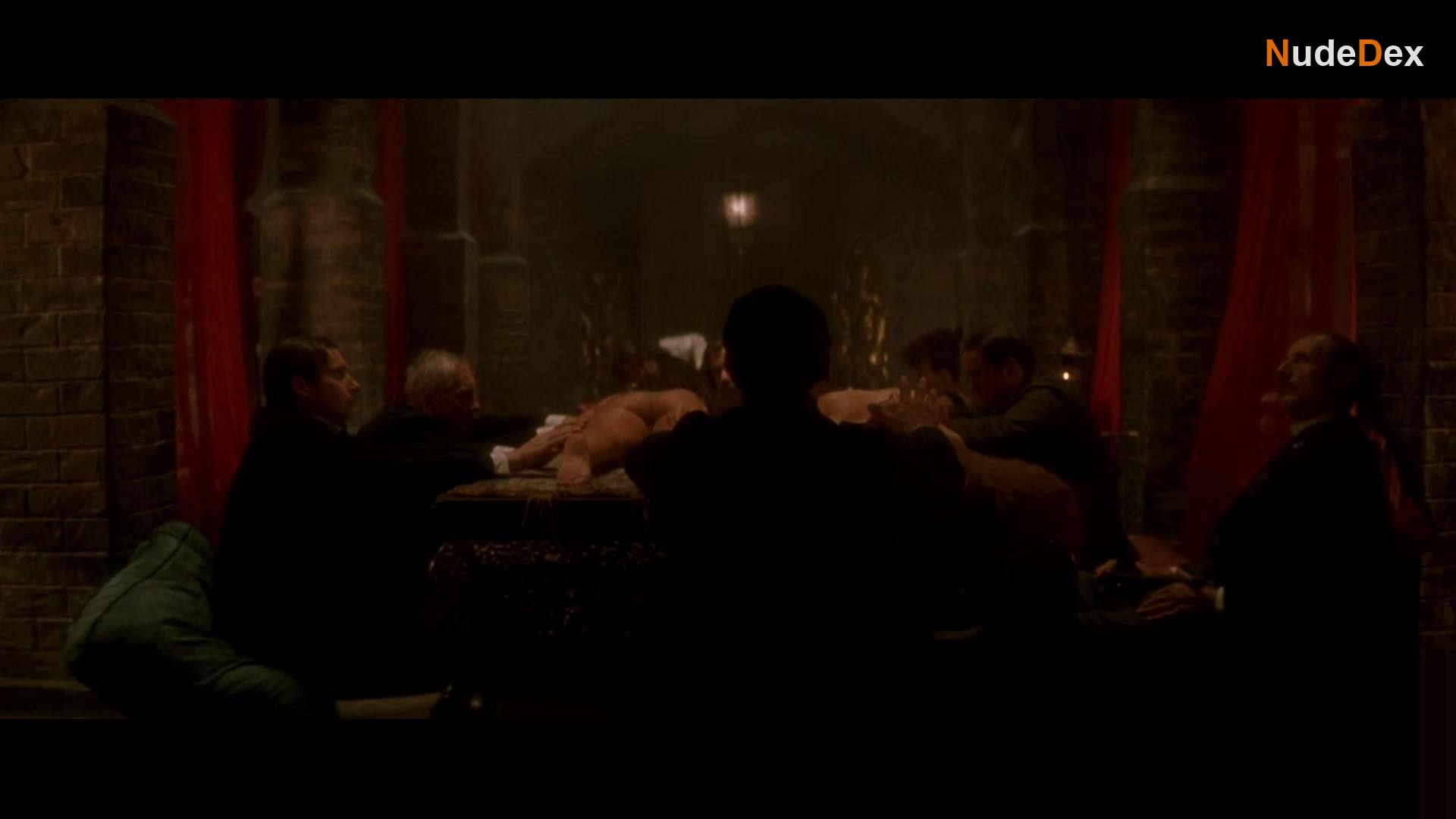 Samantha Spiro in From Hell, photo 2
