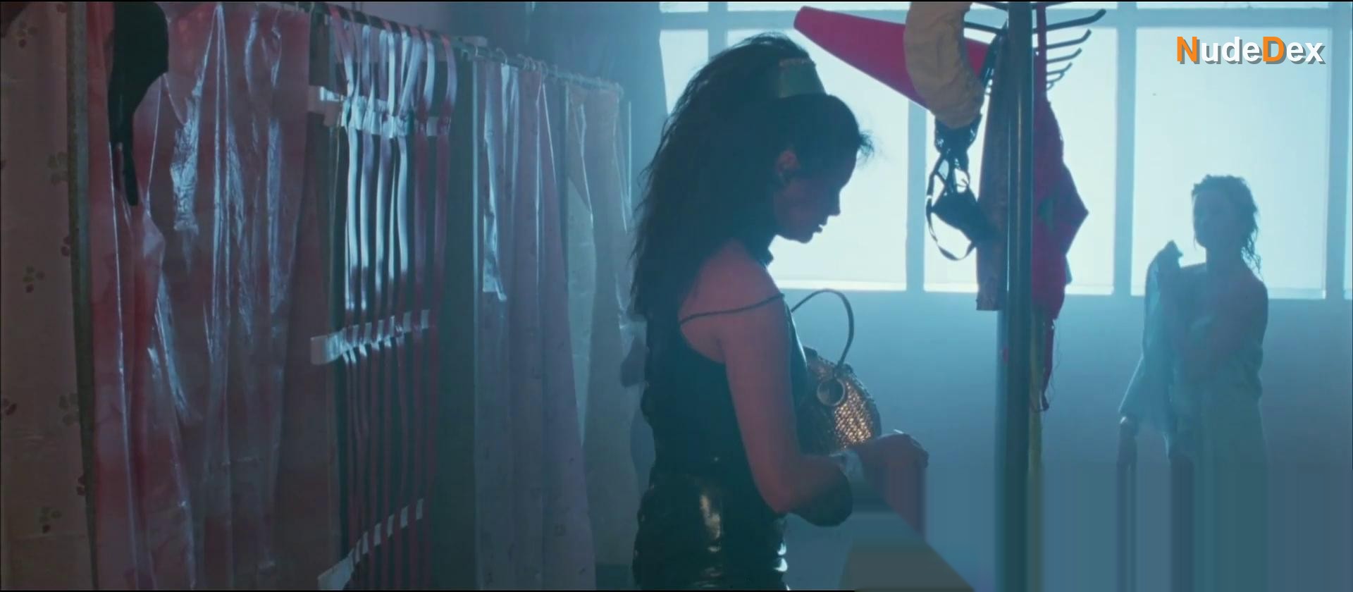 Sandie Lillingston in Dead End Drive In, photo 1