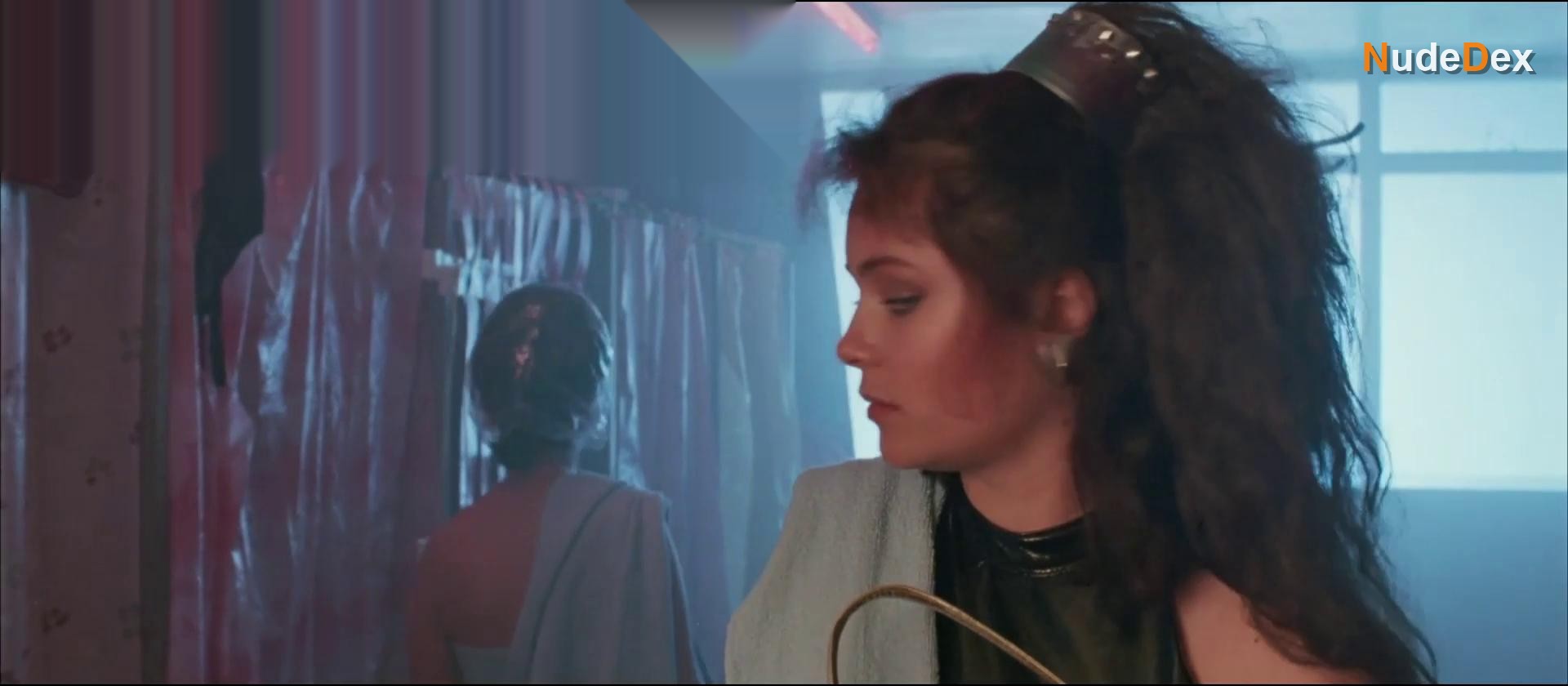 Sandie Lillingston in Dead End Drive In, photo 2