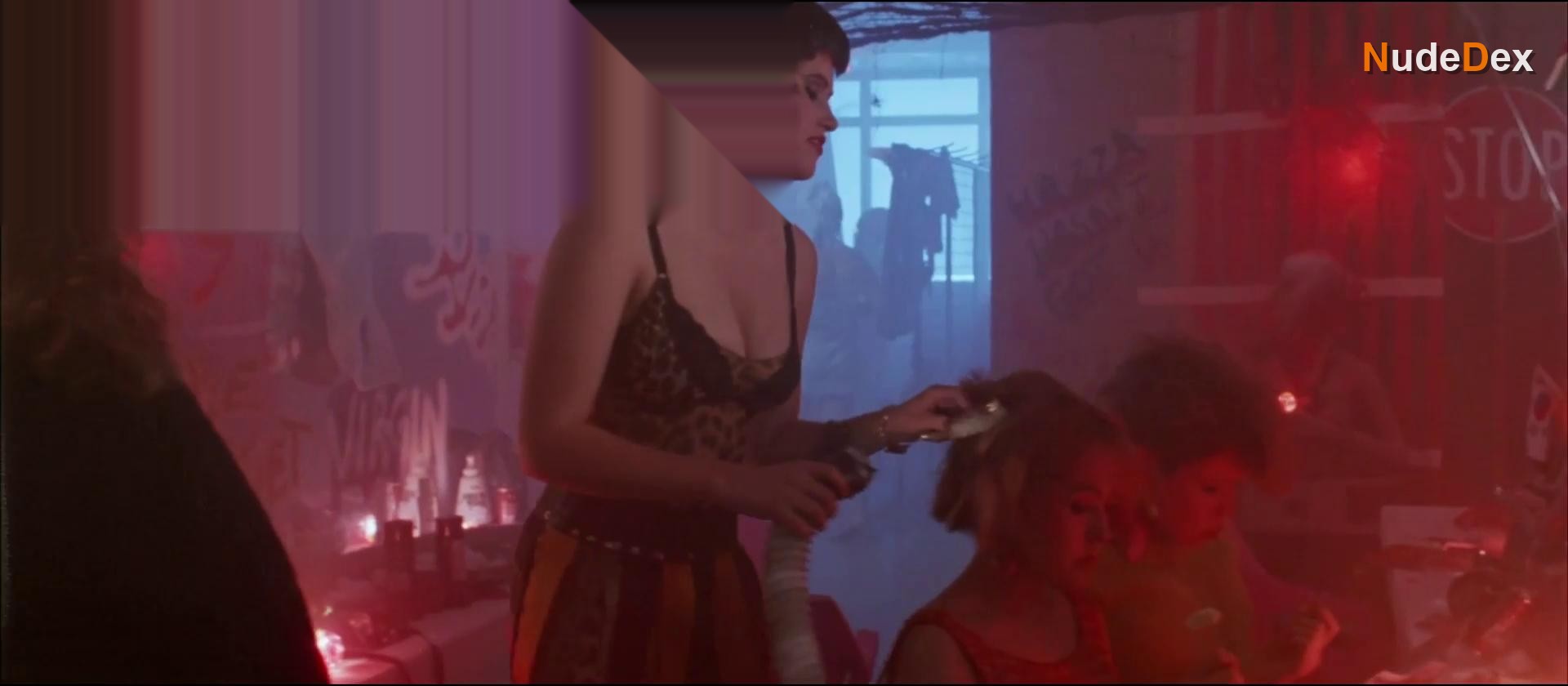Sandie Lillingston in Dead End Drive In, photo 7