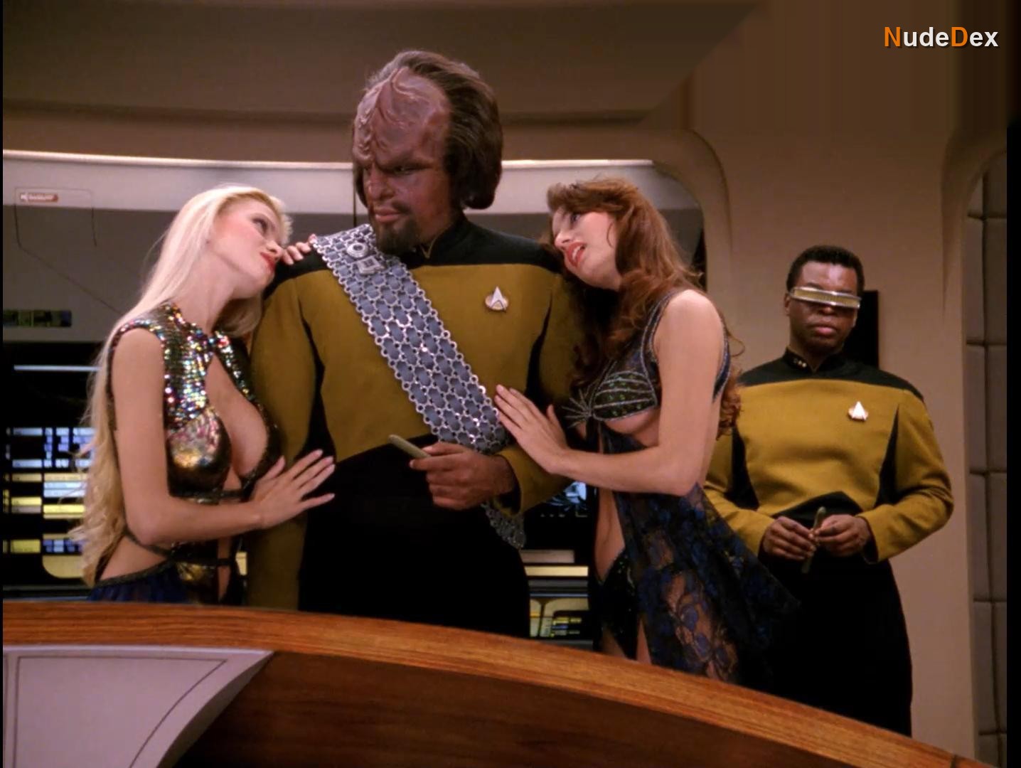Sandra Wild in Star Trek The Next Generation, photo 7