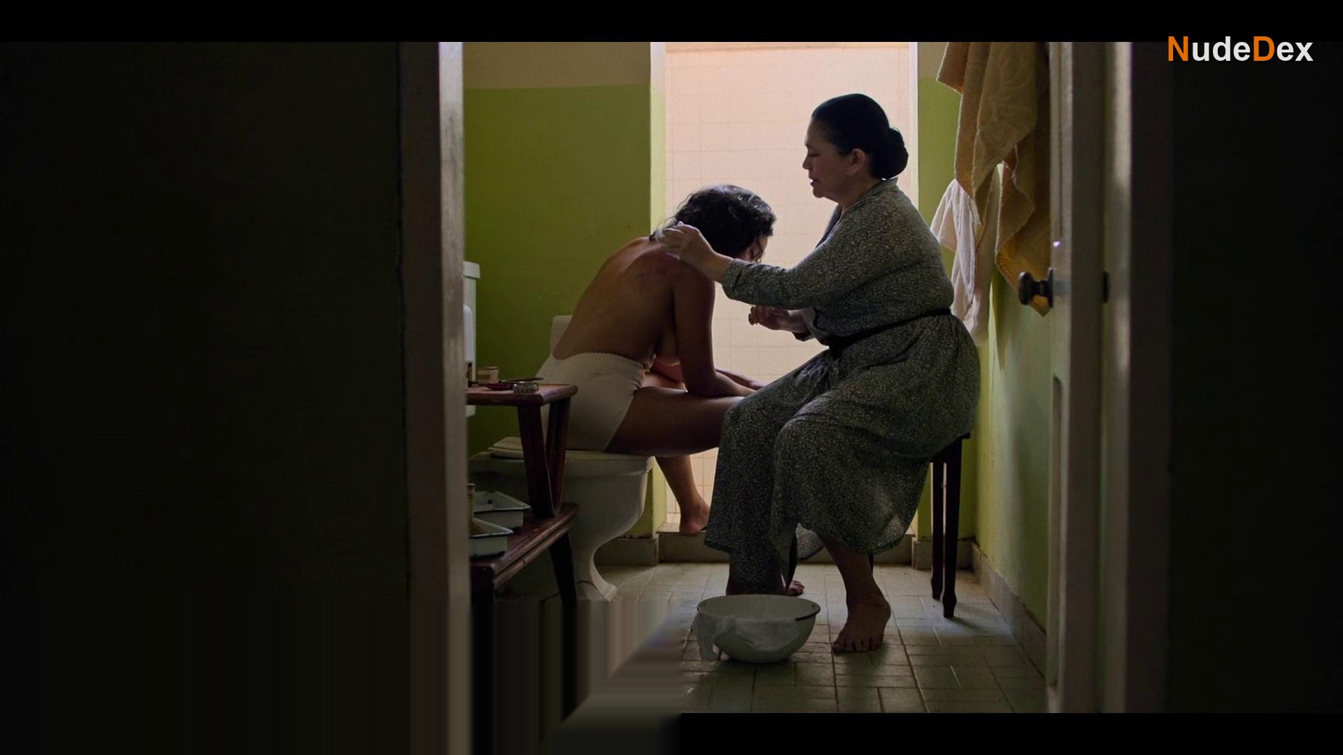 Sandy Hernandez in The Cry Of The Butterflies, photo 1