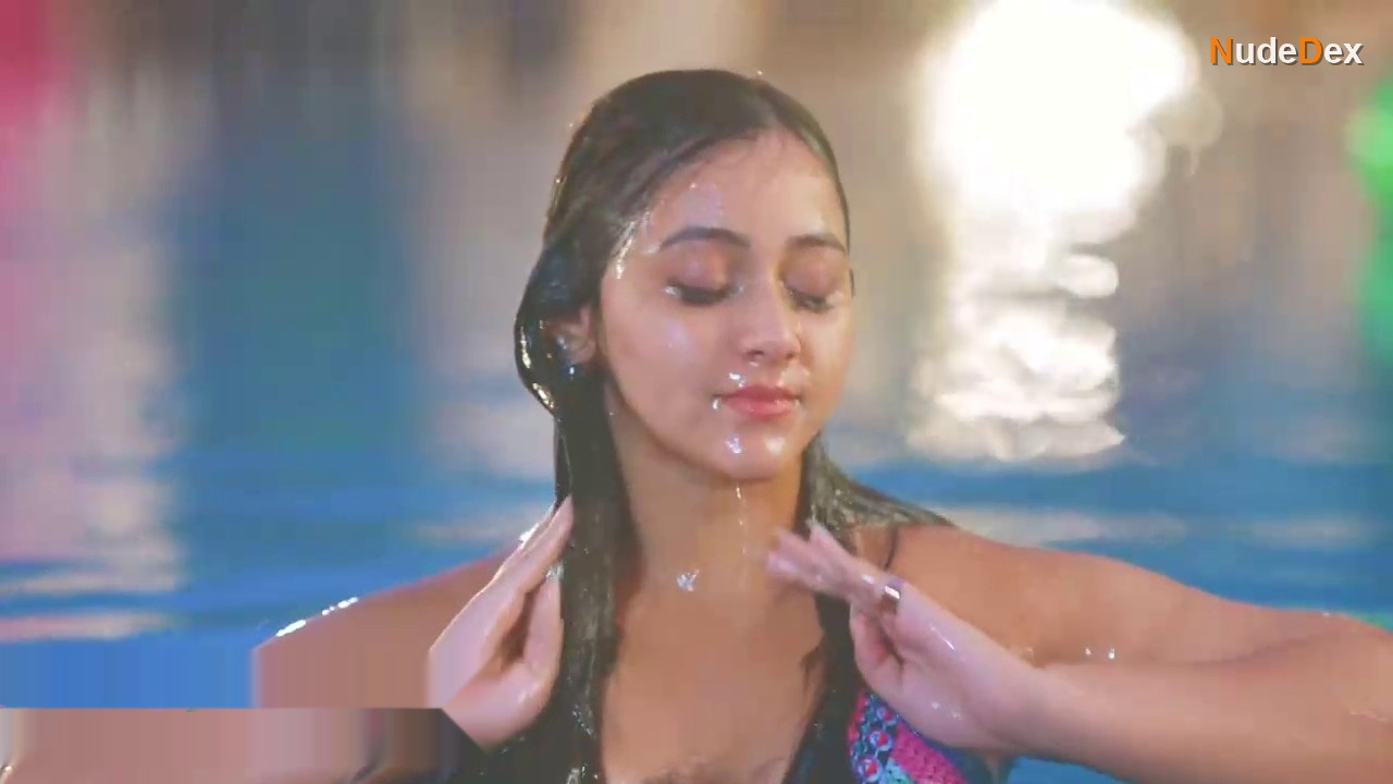 Saniya Khera in Dirty Scams, photo 15