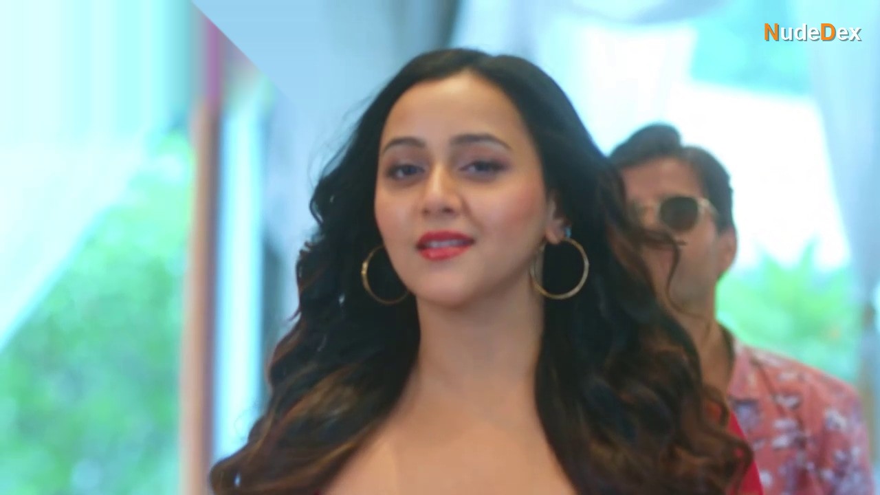 Saniya Khera in Dirty Scams, photo 45
