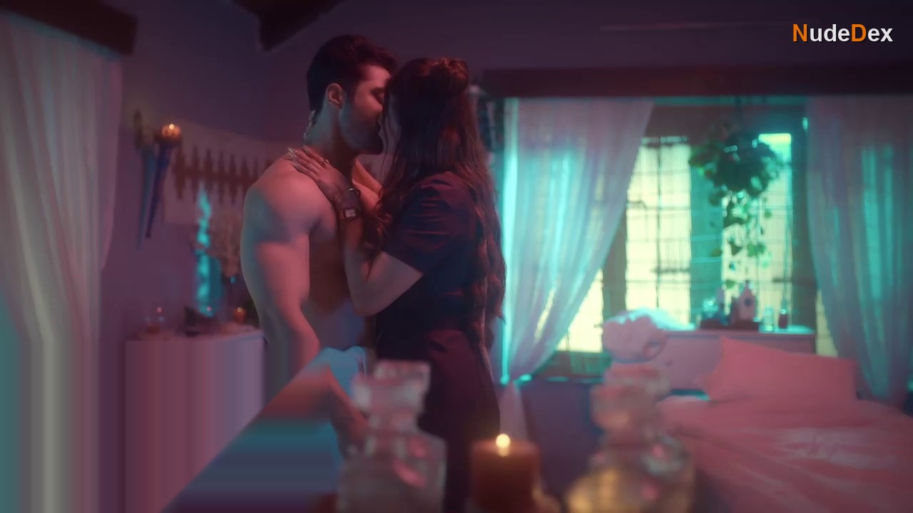 Saniya Khera in Dirty Scams, photo 46