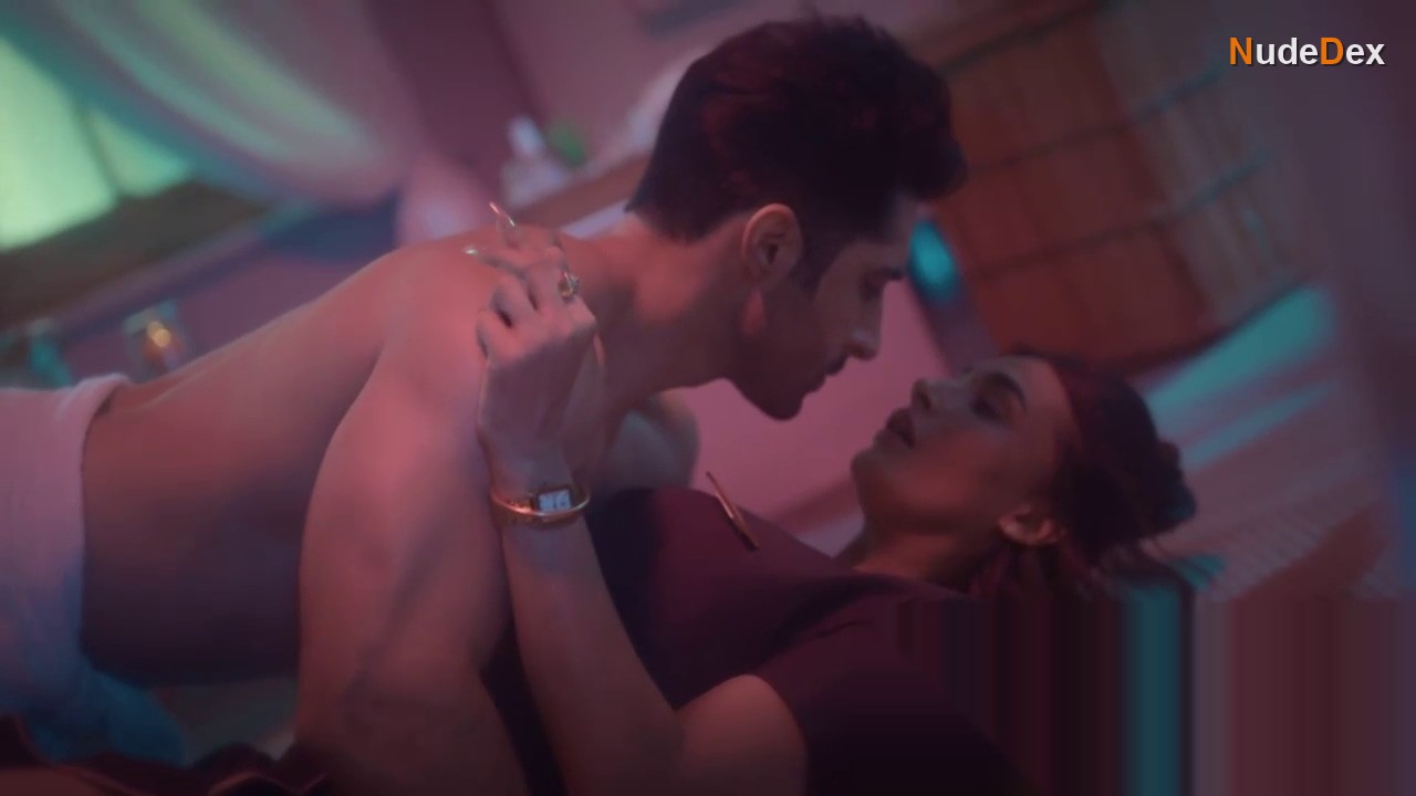 Saniya Khera in Dirty Scams, photo 86