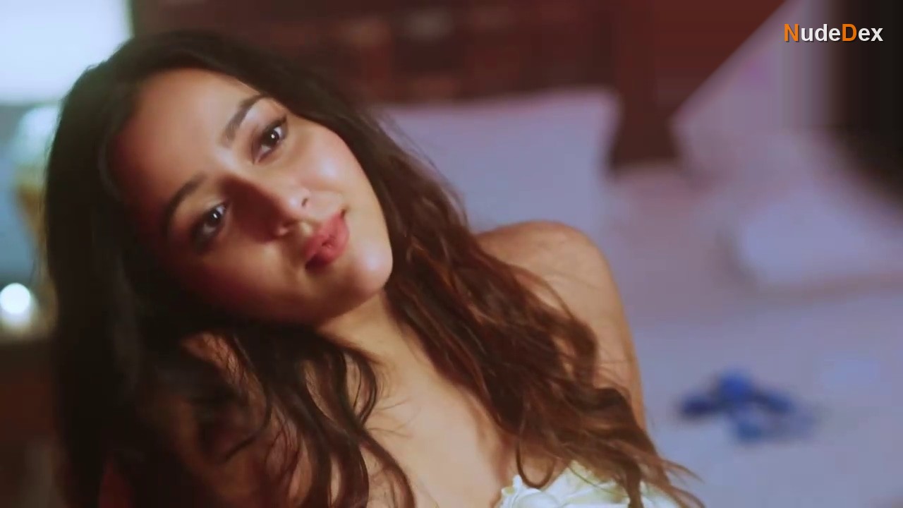 Saniya Khera in Dirty Scams, photo 87
