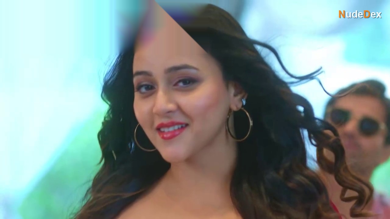 Saniya Khera in Dirty Scams, photo 102