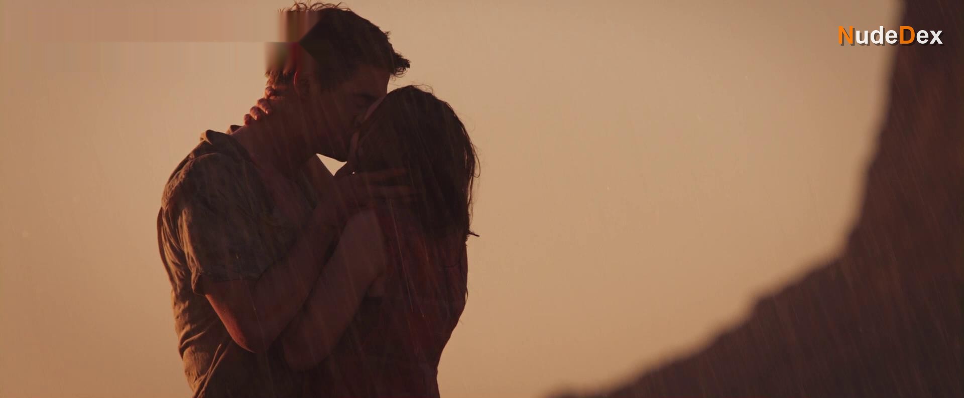 Saoirse Ronan in The Host, photo 24