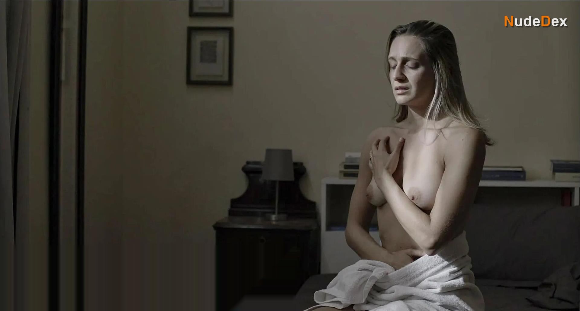 Sara Drago in Io Ti Conosco, photo 16