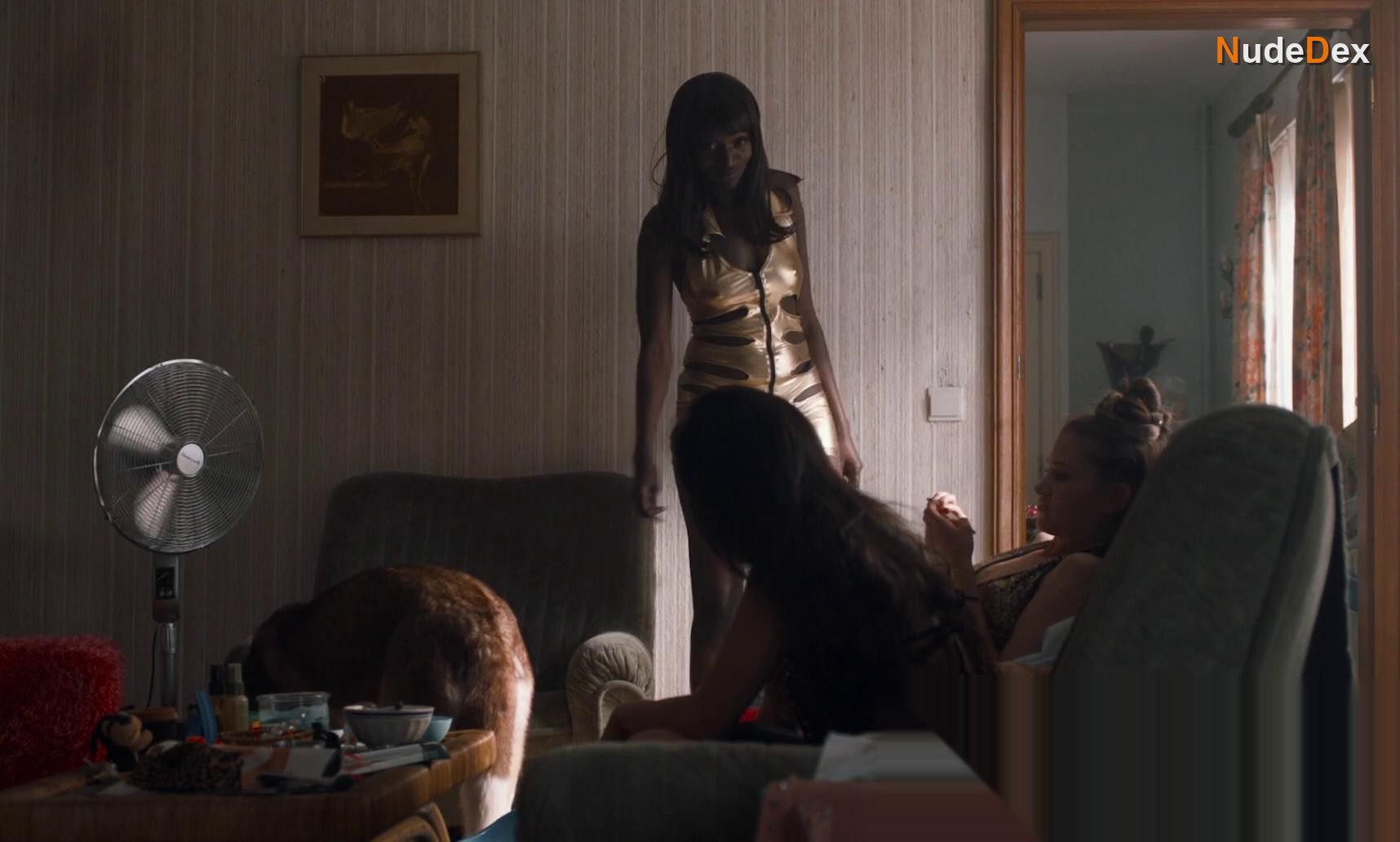 Working Girls in Working Girls, photo 9
