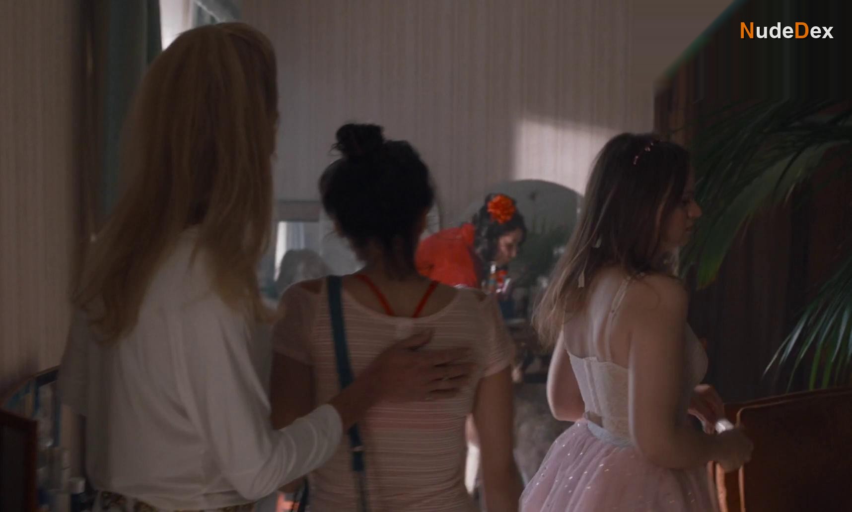 Working Girls in Working Girls, photo 14