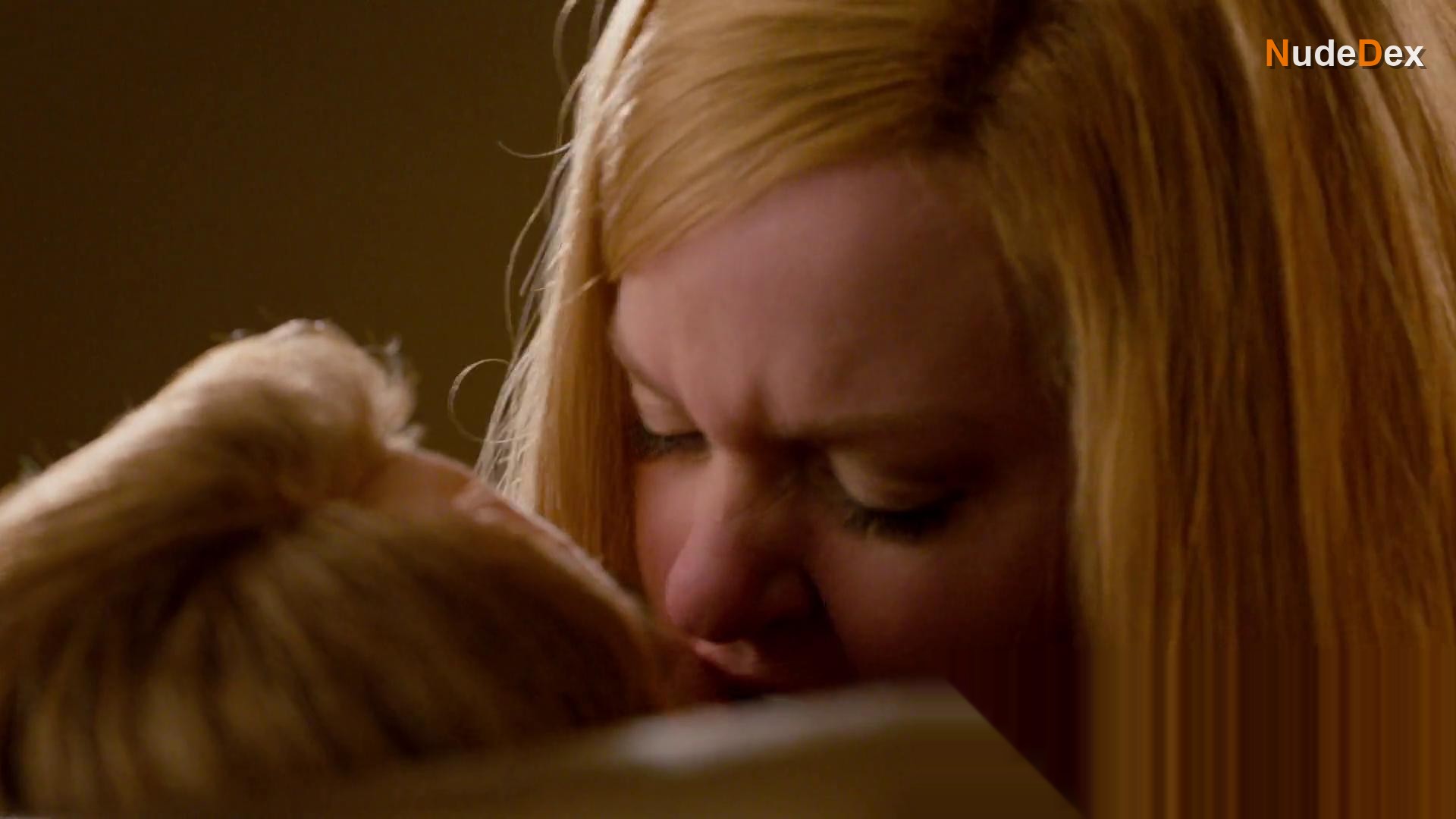 Sarah Baker in The Campaign, photo 4