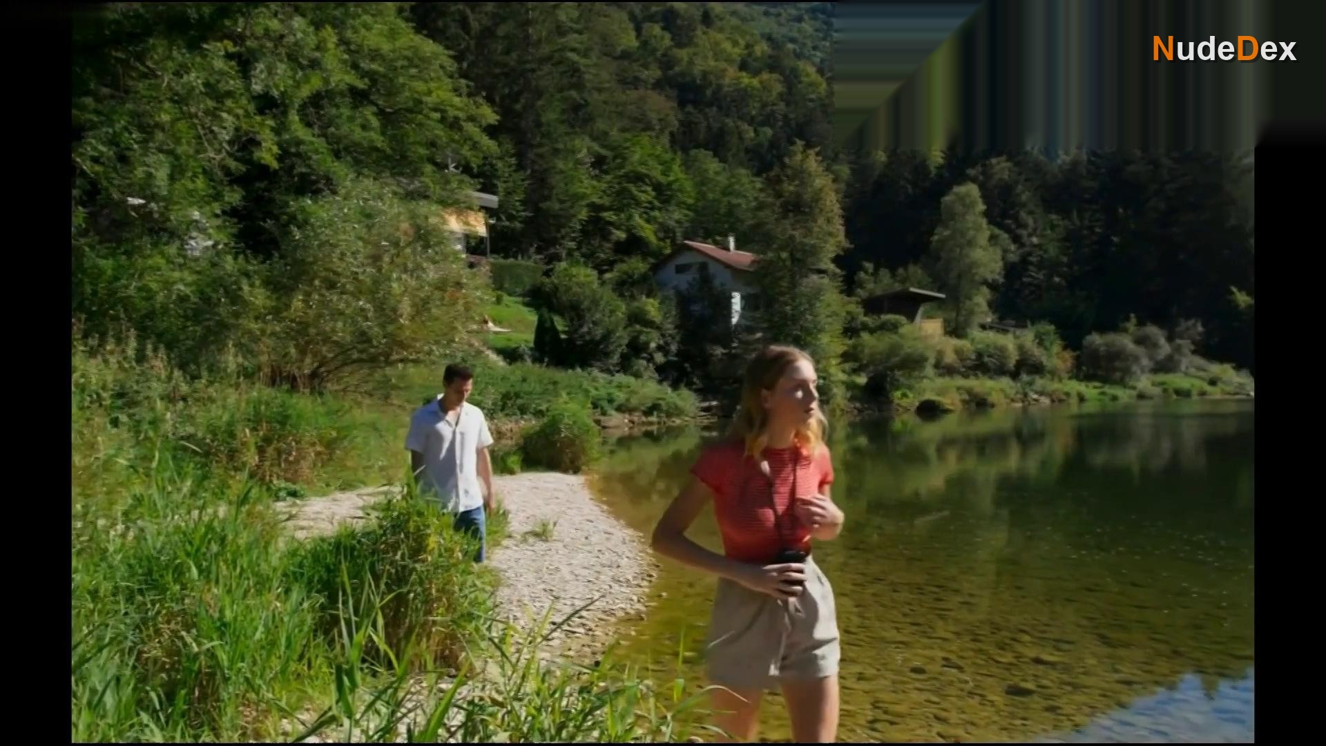Sarah Bramms in Momentum, photo 5