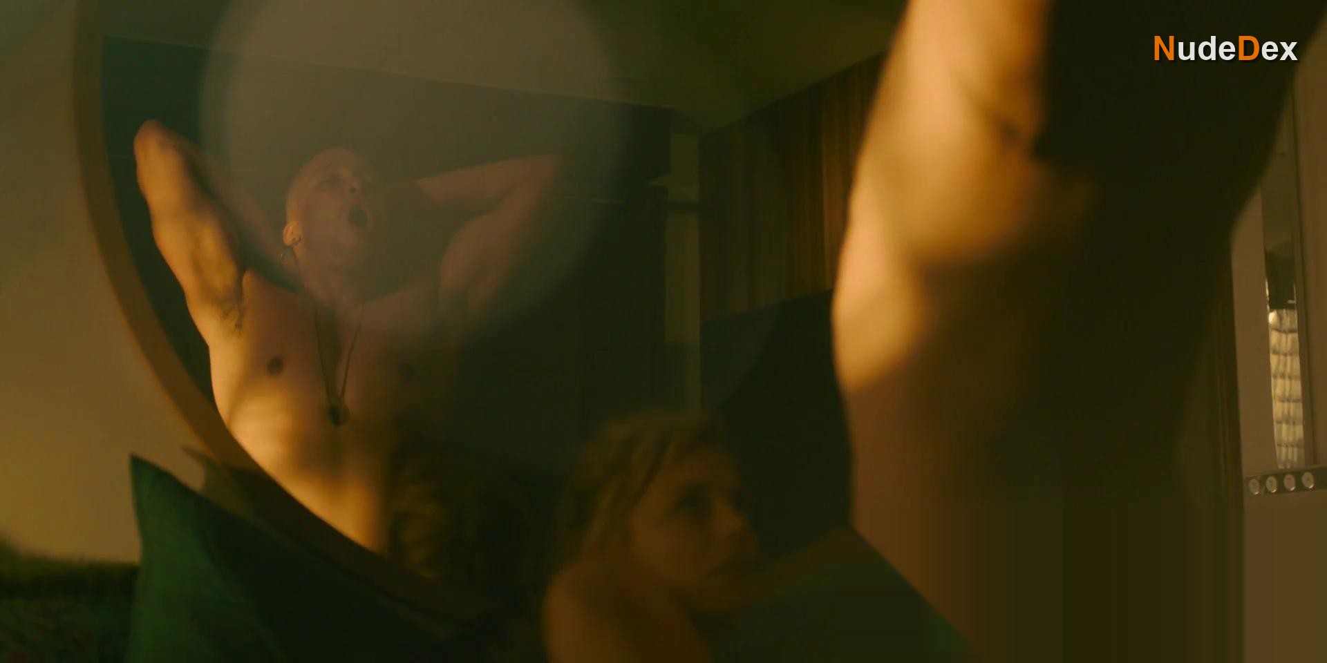 Sarah Jague in Escort Boys, photo 1