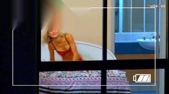 Sarah Jane Blair in I C U, photo 3
