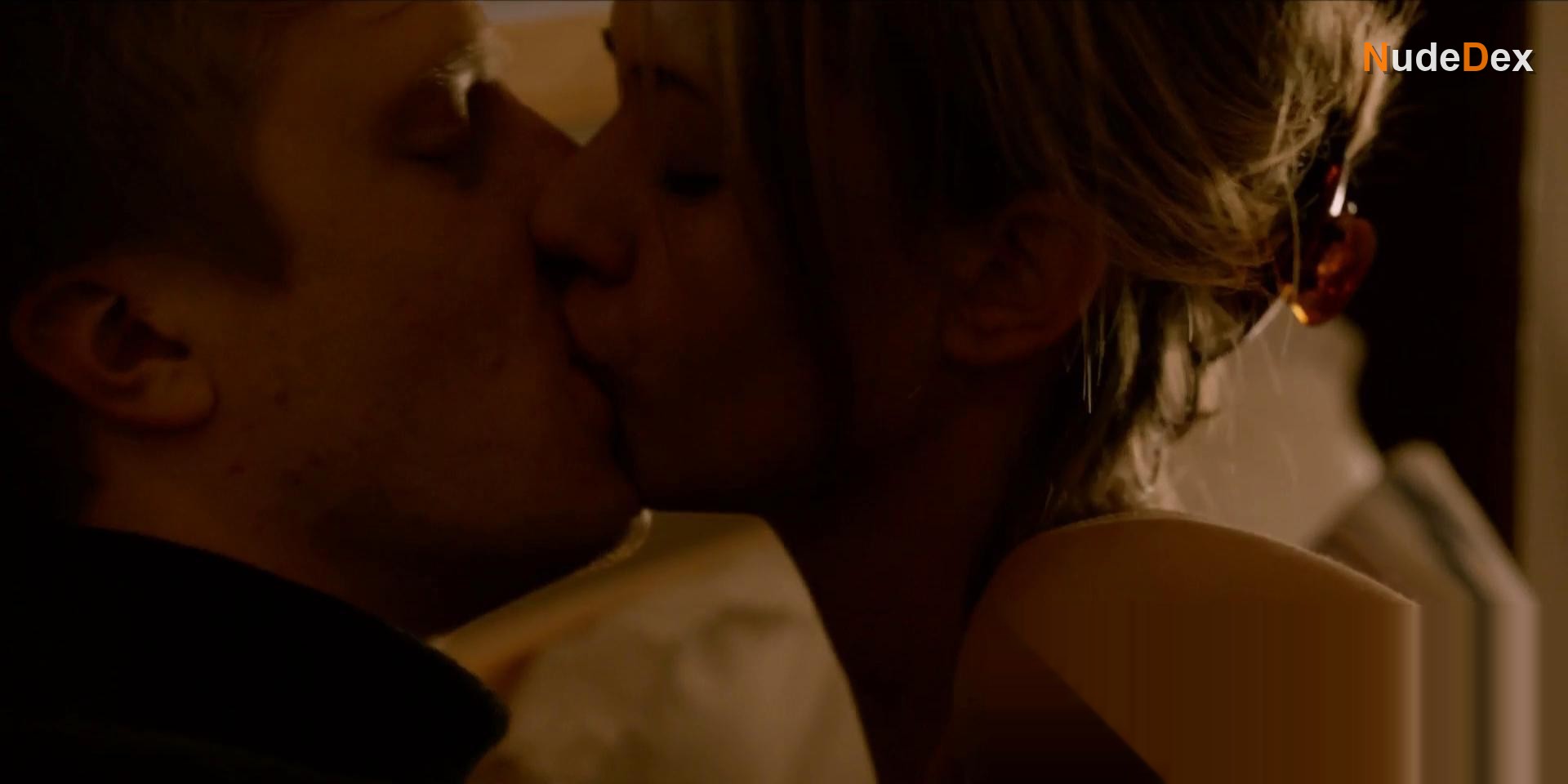 Sara Hjort Ditlevsen in Heaven, photo 12