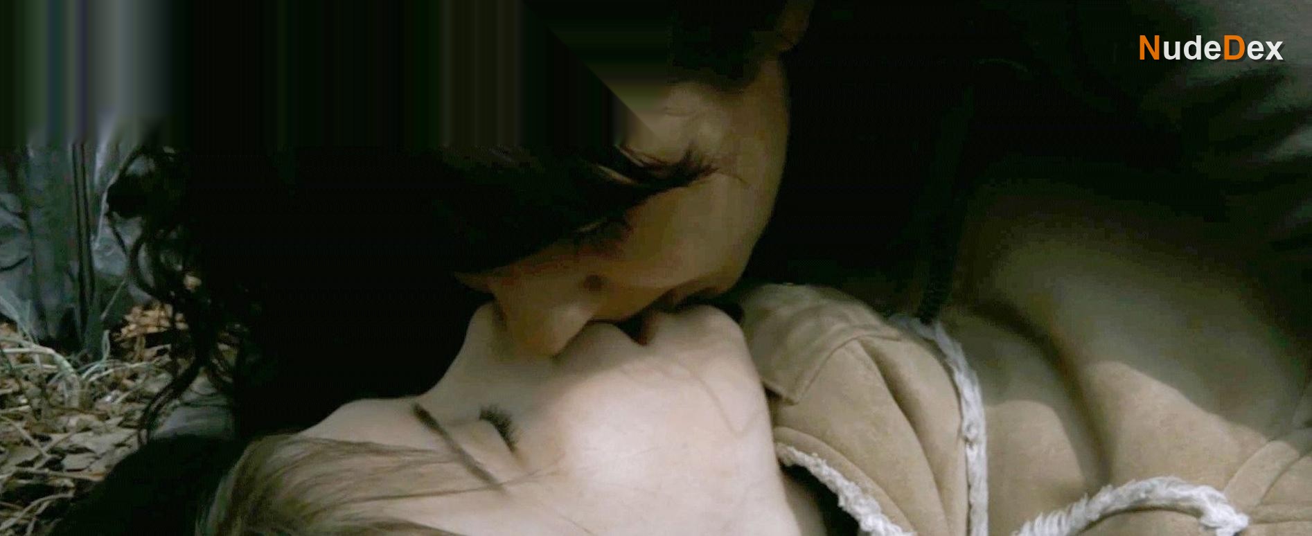 Sarah Snyder in Dead Woman S Hollow, photo 2