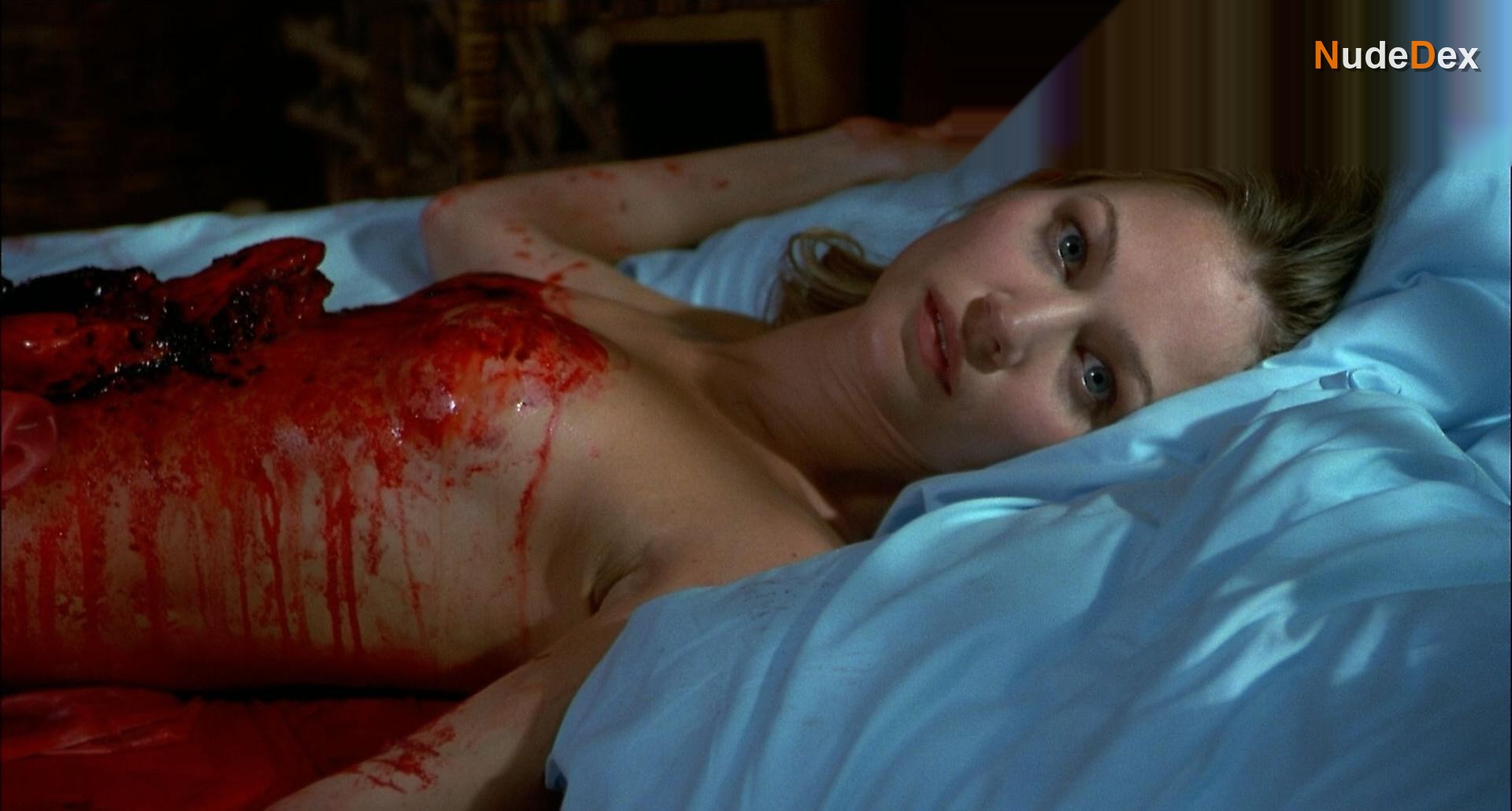 Sarah Wynter in Species Ii, photo 1