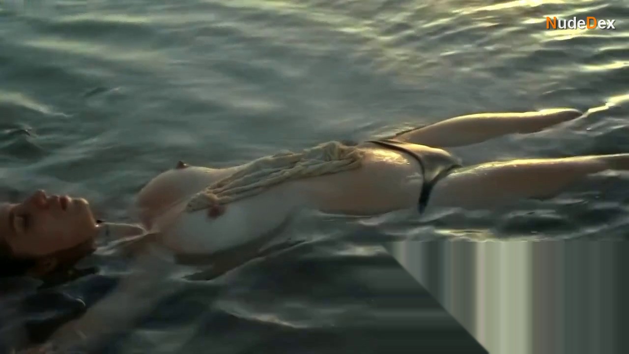 Sara Sintique in Vando Aka Vedita, photo 2