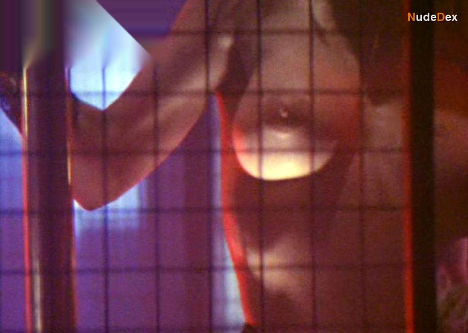 Sara Suzanne Brown in Killer Heat