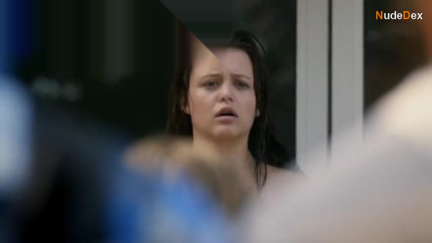 Sara Waisglass in Degrassi Next Class, photo 47